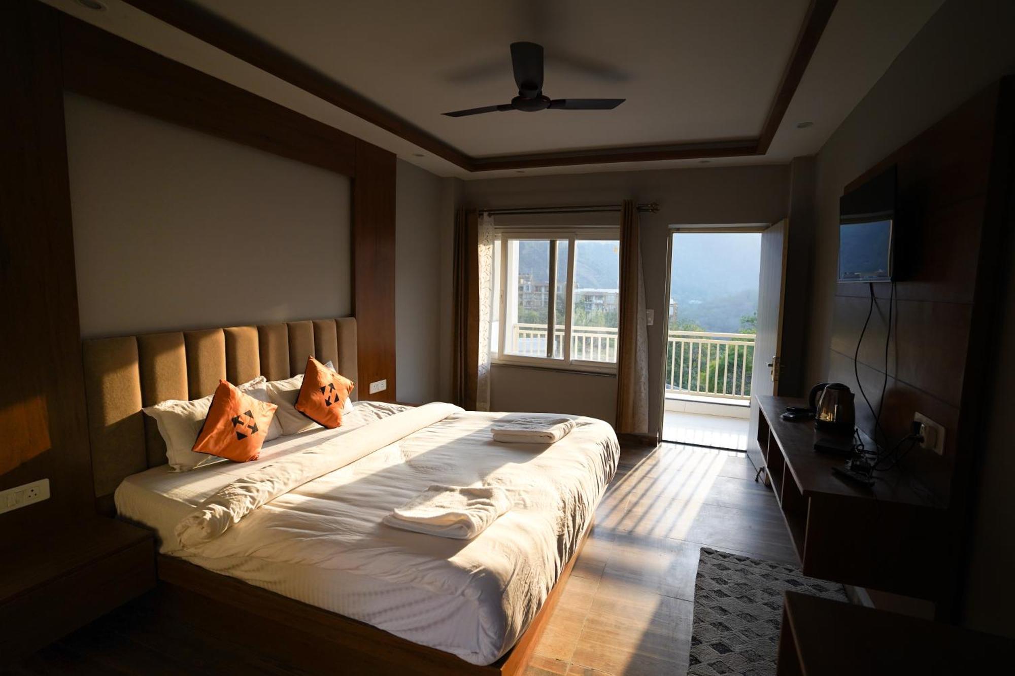 Albergue Hide-In Rishikesh, Laxman Jhula Exterior foto